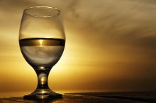 Stellen Sie in einem Glas / ***