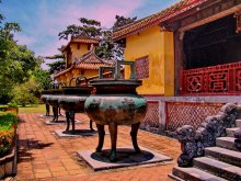 Die Symbole der Kraft und Macht der Nguyen-Dynastie / ***