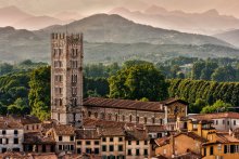Lucca, der Blick vom Turm Guinidzhi / ***