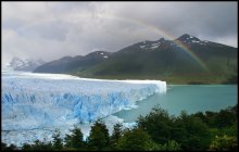 Gletscher und Rainbow. / ***