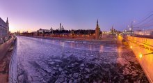 Kreml im Winter / ***