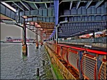 FDR Drive, New York, von unten sehen / ***