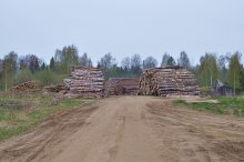 Hinter dem Big Village / ***