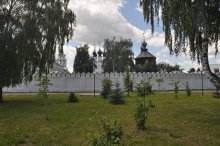 Kloster der Heiligen Dreifaltigkeit / ***