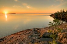 Dawn am Ladoga-See / ,,,,,,,,,,,,,,,,,,,,,,,,,,,