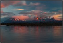 Erwachen der Torres del Paine / ***