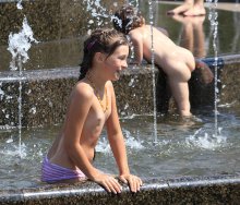 Lustige Wasserspiele von Minsk / 29.07.2012   IMG_9473  Cheerful fountains of Minsk