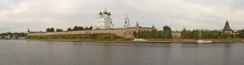 Panorama des Kreml Pskow / ***