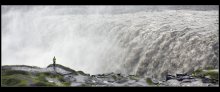 All die Kraft und Stärke des Wasserfalls .... Detifoss, Island. / ***