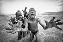Bild von Zombies an den Ufern des Tanganjika-Sees / ***
