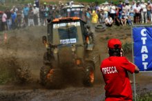 Entscheidender Moment! / ***