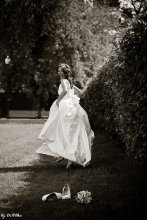 Runaway Bride .. / ***