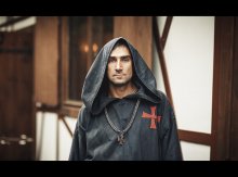 The Knight Templar / ***