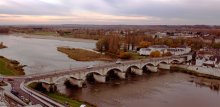 Twilight of Amboise. / ***