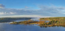 Dämmerung über den Buchten des Ladoga-Sees. / ***