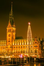 Hamburg vor dem neuen Jahr. / Weinachtsmarkt.