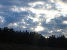 Wolken über einem fremden Land / ***