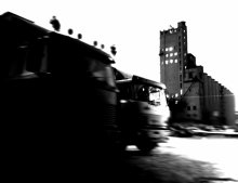 dramatisch / ***