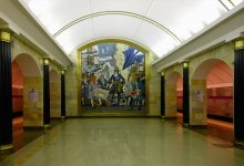 Admiralty-Bahn-Station / ***