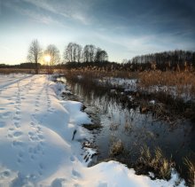 Blue Evening auf dem Fluss / ***