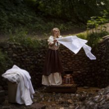 Laundress / ***