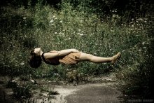 Levitation / ***