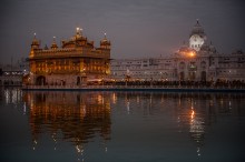 Golden Temple / ***