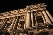Grand Opera / ***