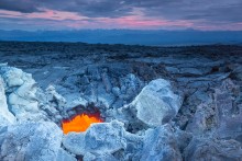 Auf dem Lavafeld / ***