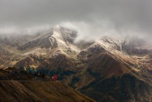 Transfagarasan. / ******