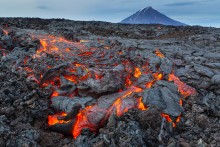 Lava kommt / ***