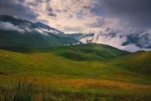 In den Bergen des Kaukasus / ...