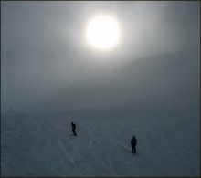 Aus dem Nebel / ***