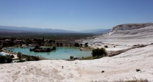 Blue Lake Pamukkale. / ***