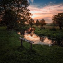 Landschaft mit Bank / ***