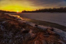 Winter Sonnenaufgang über dem Dwina / ***