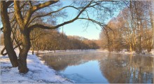 Winternachmittag auf dem Fluss / ***