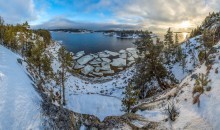 Winter Blick auf die Bucht des Ladoga-Sees. / ***