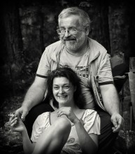 Einmal im Wald aufgerollt ... / ***