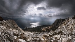 Blick von den Felsen Kusch-Kaya / ***