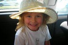 Die Dame in HAT / ***