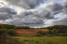 In dem Dorf im Herbst / ***