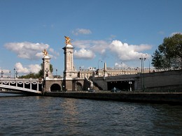 Pont Alexandre III) / [img]http://rasfokus.ru/upload/comments/a7a395d91671ec8810367f6de0f45615.jpg[/img]
