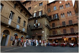 Siena 7 / ***