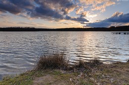 Sonnenuntergang auf dem See / ***