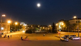 Suworow-Platz / ***