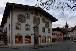 in Oberammergau. / [img]http://rasfokus.ru/upload/comments/5c01f92147b79e8775828295f0b07c16.jpg[/img]
[img]http://rasfokus.ru/upload/comments/07d58f8a55d1d038d7d9609b72a8a297.jpg[/img]
[img]http://rasfokus.ru/upload/comments/2860378fe60184648c67597a64d305f0.jpg[/img]
[img]http://rasfokus.ru/upload/comments/d96e582f2a081cc7df6eca0e87e534f4.jpg[/img]
