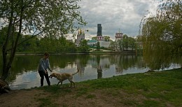 auf Nowodewitschi-Teich / ***