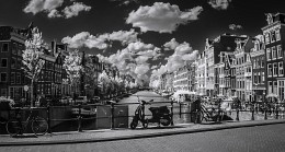 IR Skizze auf Prinsengracht ... / 19.5.2015, Prinsengracht, Amsterdam, Netherlands...
Canon EOS 20D (700nm), Zenitar 16mm F2.8...