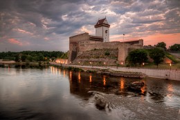 alte Festung Narva / ***